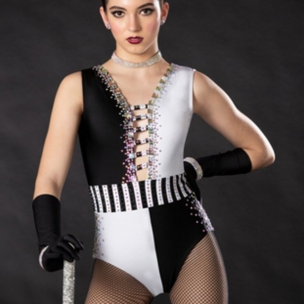 Glamour Costumes  "Mr. White Keys"
